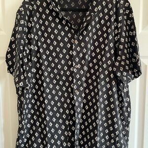 Old Navy Black and White Geometric Men's Shirt